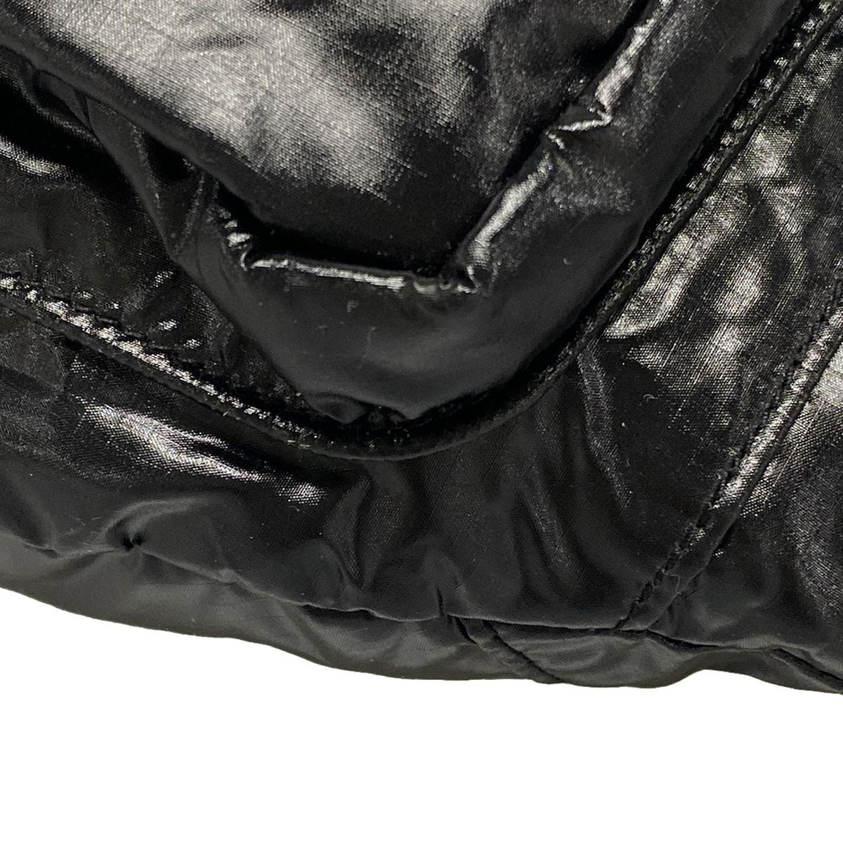 クロスボディバッグ