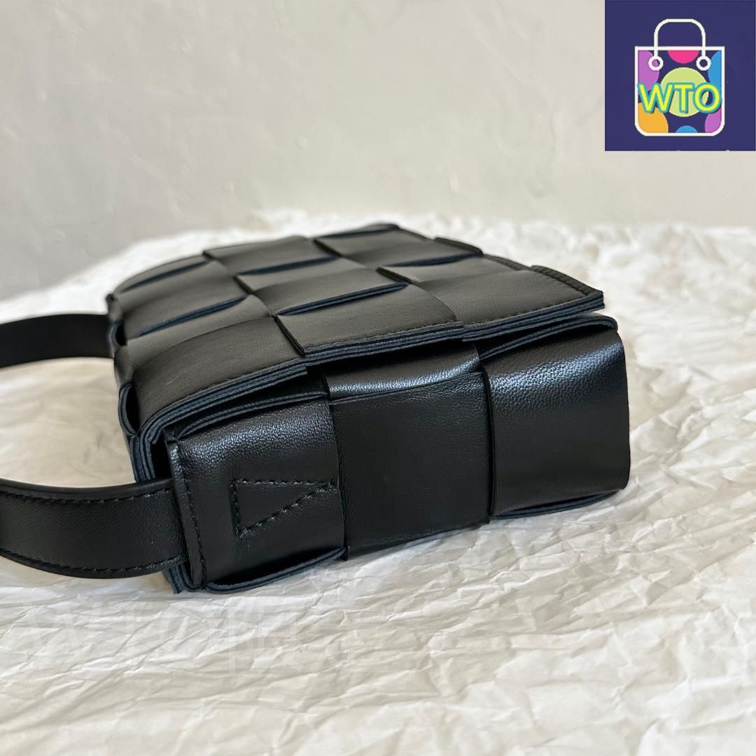 【直営セール 送料込】BOTTEGA VENETA カセットショルダーバッグ BOTTEGA VENETA カセット レザー バッグ ショルダーバッグ-WTO