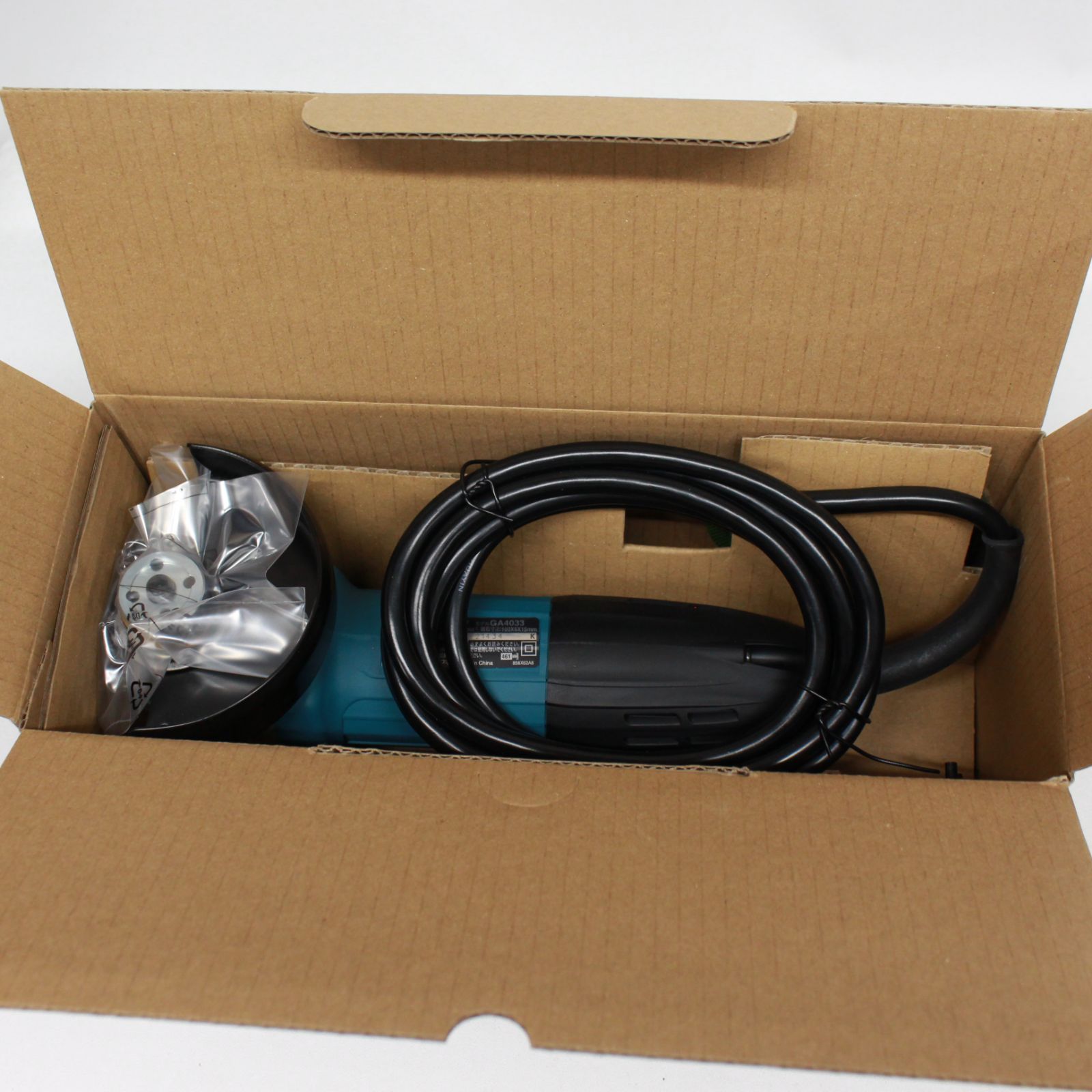 1414 makita マキタ 100mmディスクグラインダー GA4033 WWW_NOITHATQUANGTHANH_NET