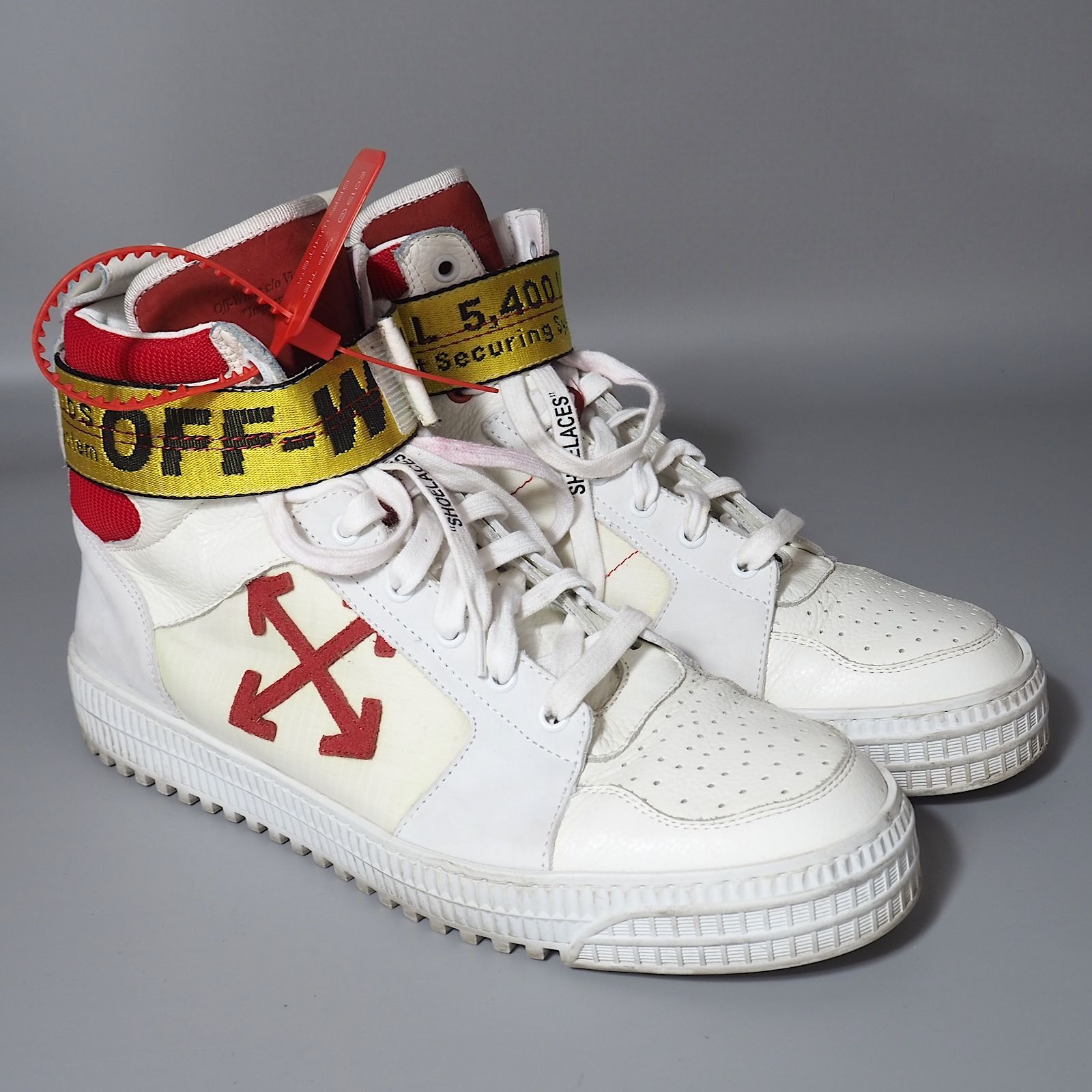 オフホワイト Off White インダストリアルベルト スニーカー ハイカット 43 27cm ホワイト メンズ 正規品 4-SJ020 - メルカリ