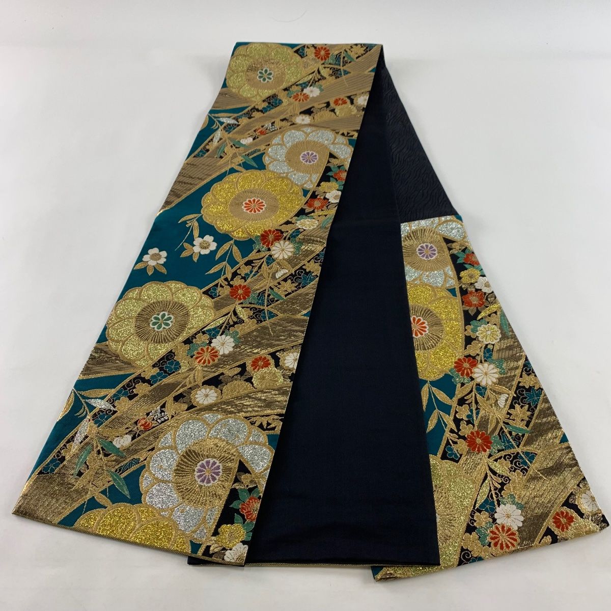 高級正絹袋帯、六通柄、唐花更紗文 未仕立て】袋帯 焦灰色 ダークグレー 葡萄唐草 唐花 向かい鳥