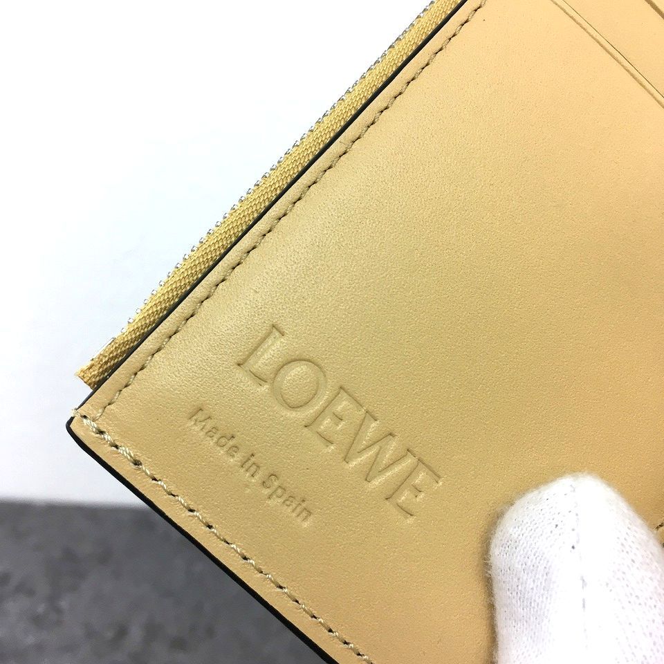 送料込み！ 未使用品 LOEWE バーティカルウォレットスモール 箱付き  