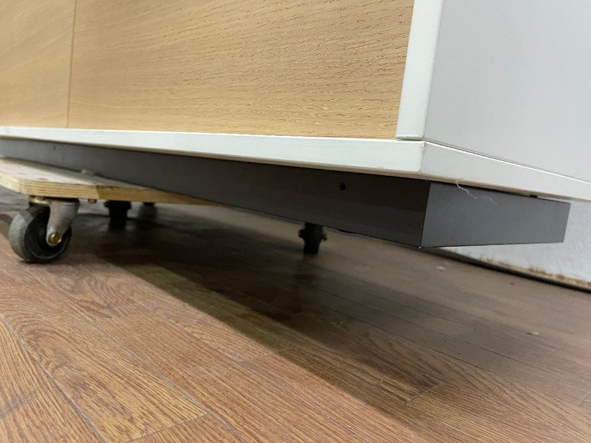 イタリアデザイン家具 店舗什器