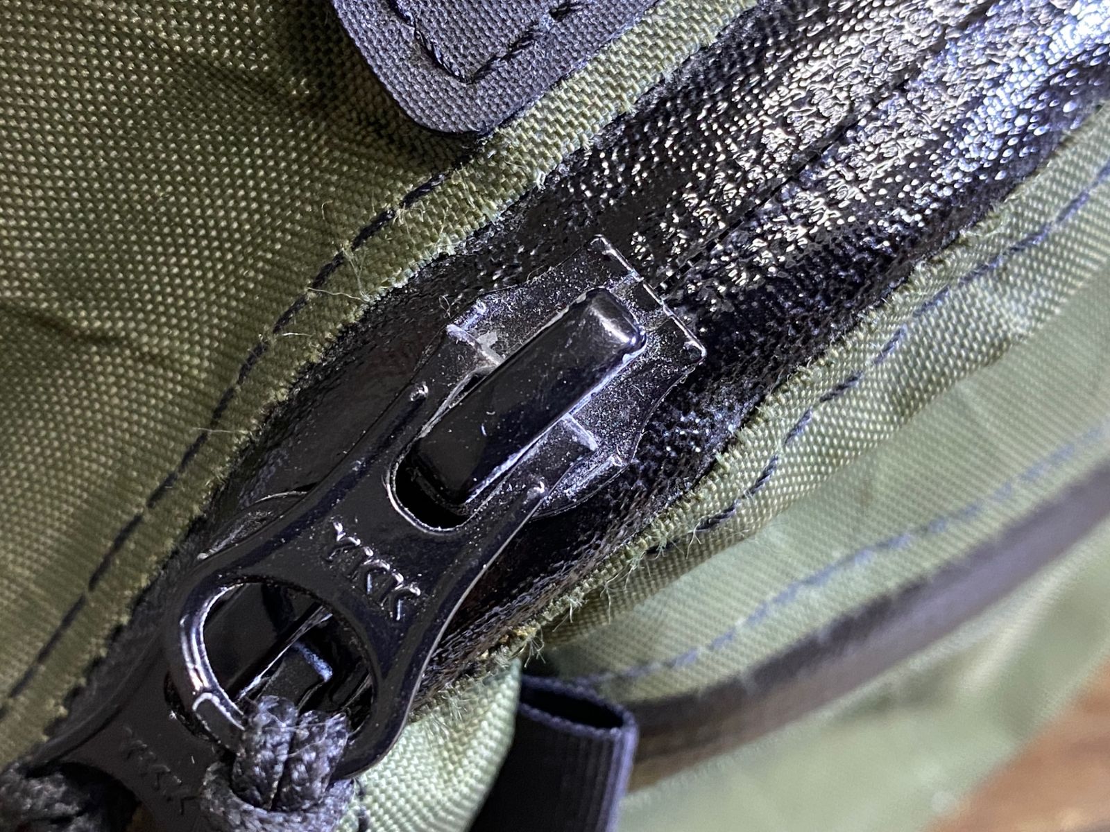 JK945 スウィフトインダストリーズ SWIFT INDUSTRIES ハンドルバッグ BRIGHTFACE_UK