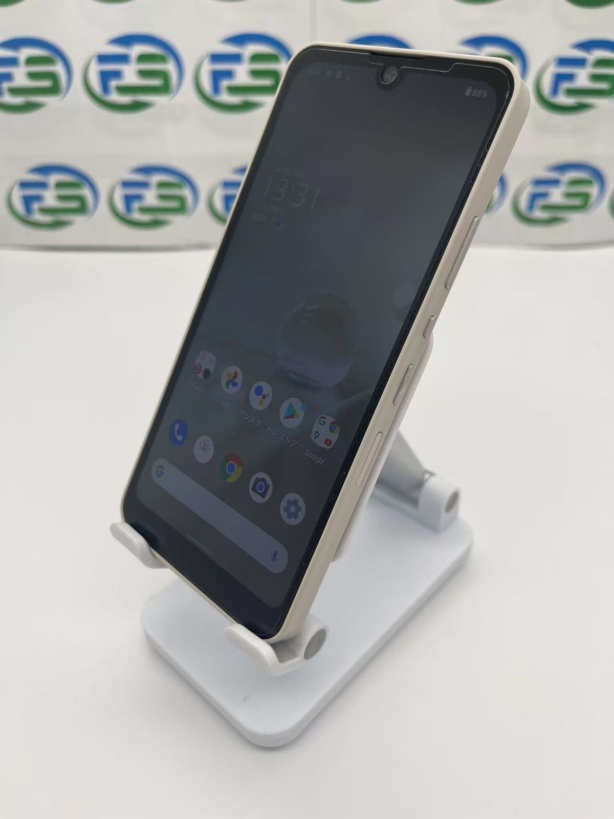 美品 AQUOS wish2 アイボリー AQUOS wish2 A204SH 64GB アイボリー SIM