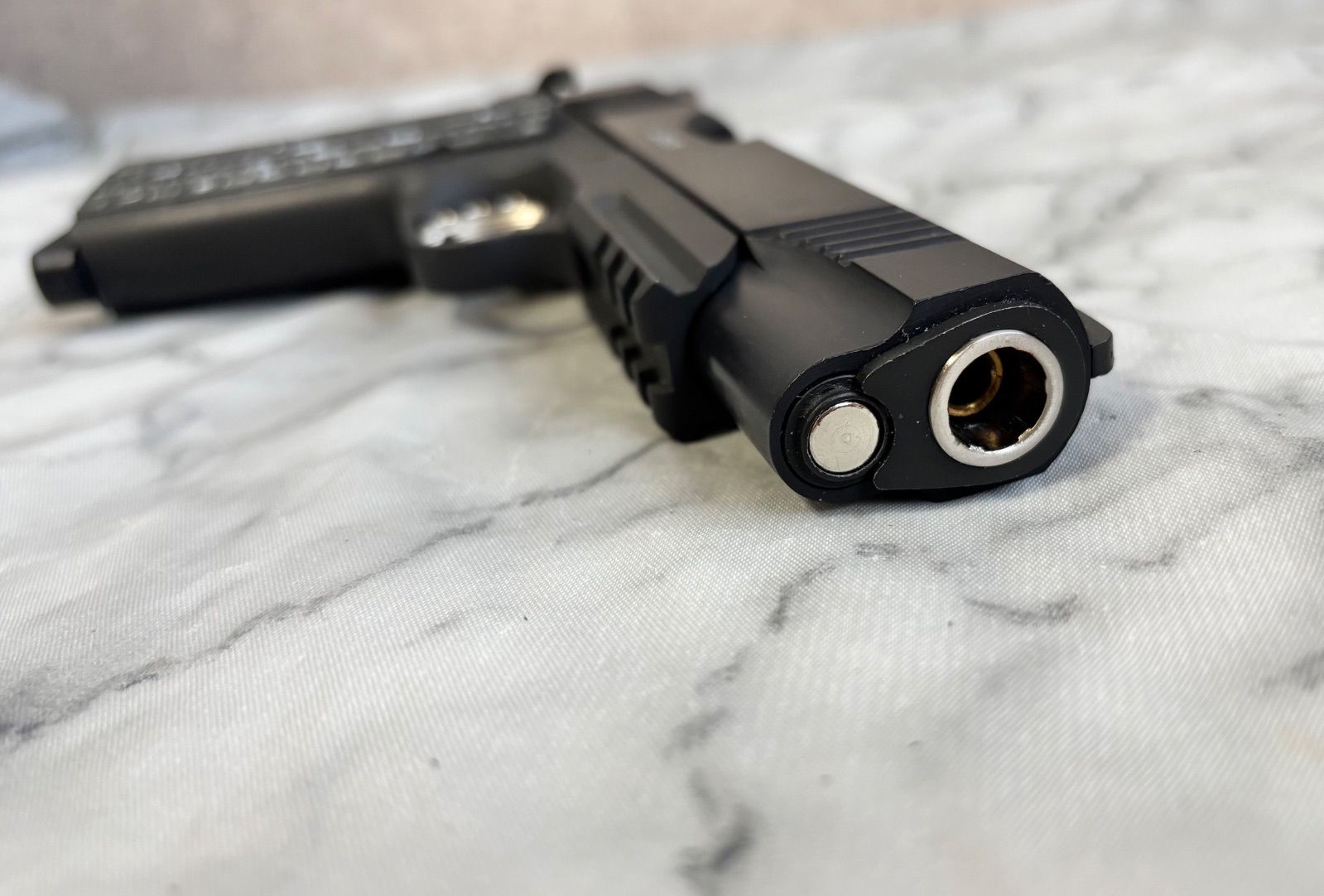 モデル KIMBER.