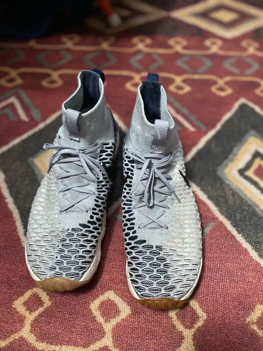 NIKE ナイキ フットスケープ マジスタ フライニット ウルフグレー 265