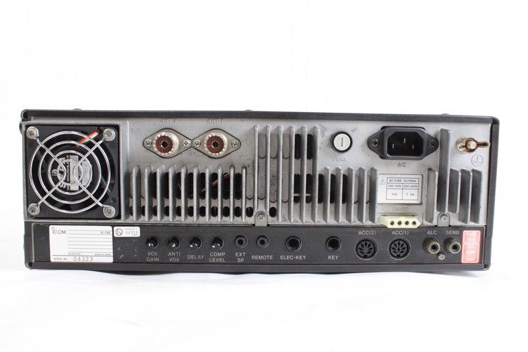 Icom IC-736 トランシーバー RigPix Database - Icom - IC-736