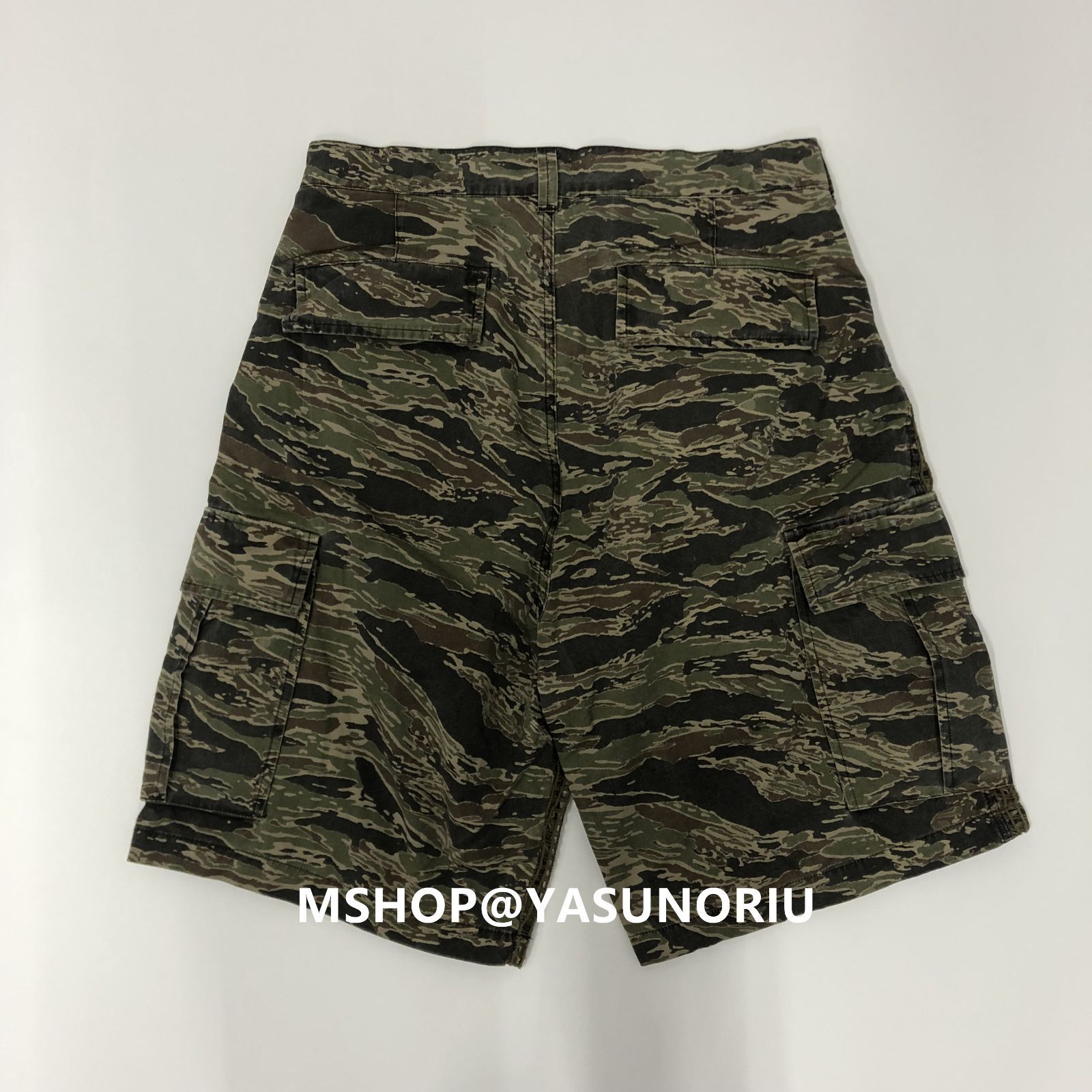 Undercover SS2006 Netted Cargo Shorts - メルカリ