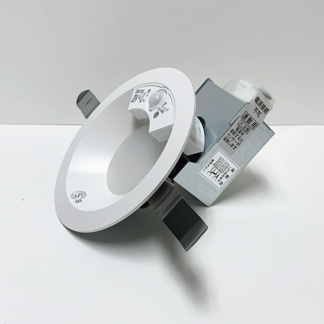 OD 361 459R LEDダウンライト 人感センサー付 60Wクラス インテリア