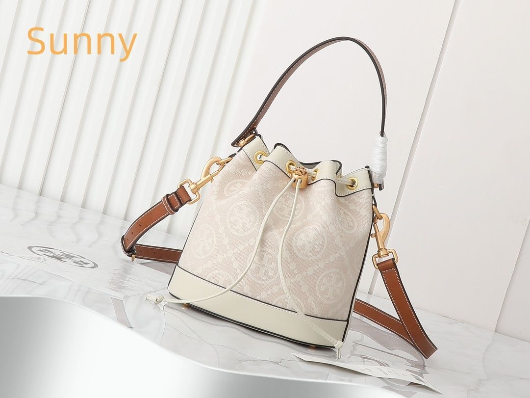 TORY BURCH 夏の新しいドローストリングバケットバッグ ハンドバッグ ショルダーバッグ ホワイト キャンバス 大容量 ファッション M