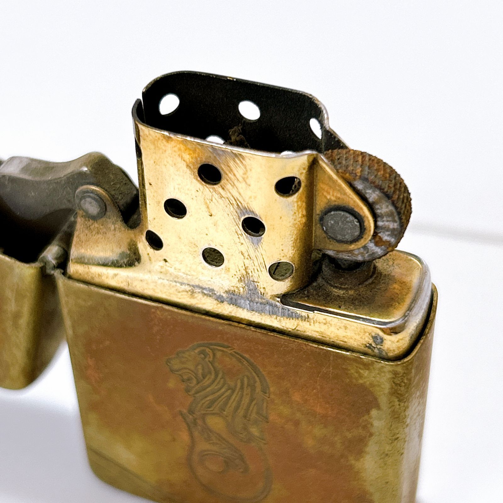【史上最も激安！】 Zippo ガスライター シンガポール ライオン 不動品 管理番号ARCANRA6