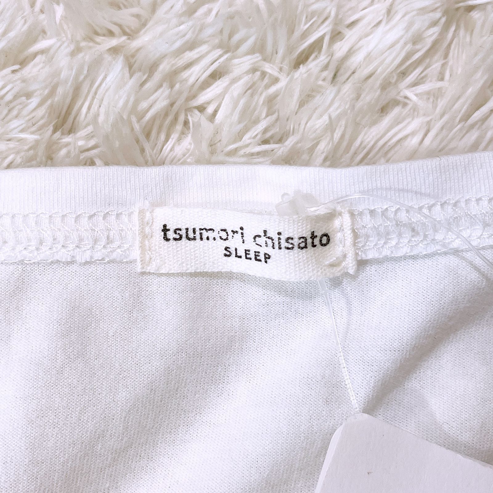 【新品タグ付き】Wacoal　tsumori chisato SLEEP　ワコール　ツモリチサトスリープ　パジャマ　ルームウェア　リラックスウェア　カラフルボーダー　ワンポイント　上下セット　セットアップ　パジャマパーティー　女子会　可愛い　綿100％　訳有