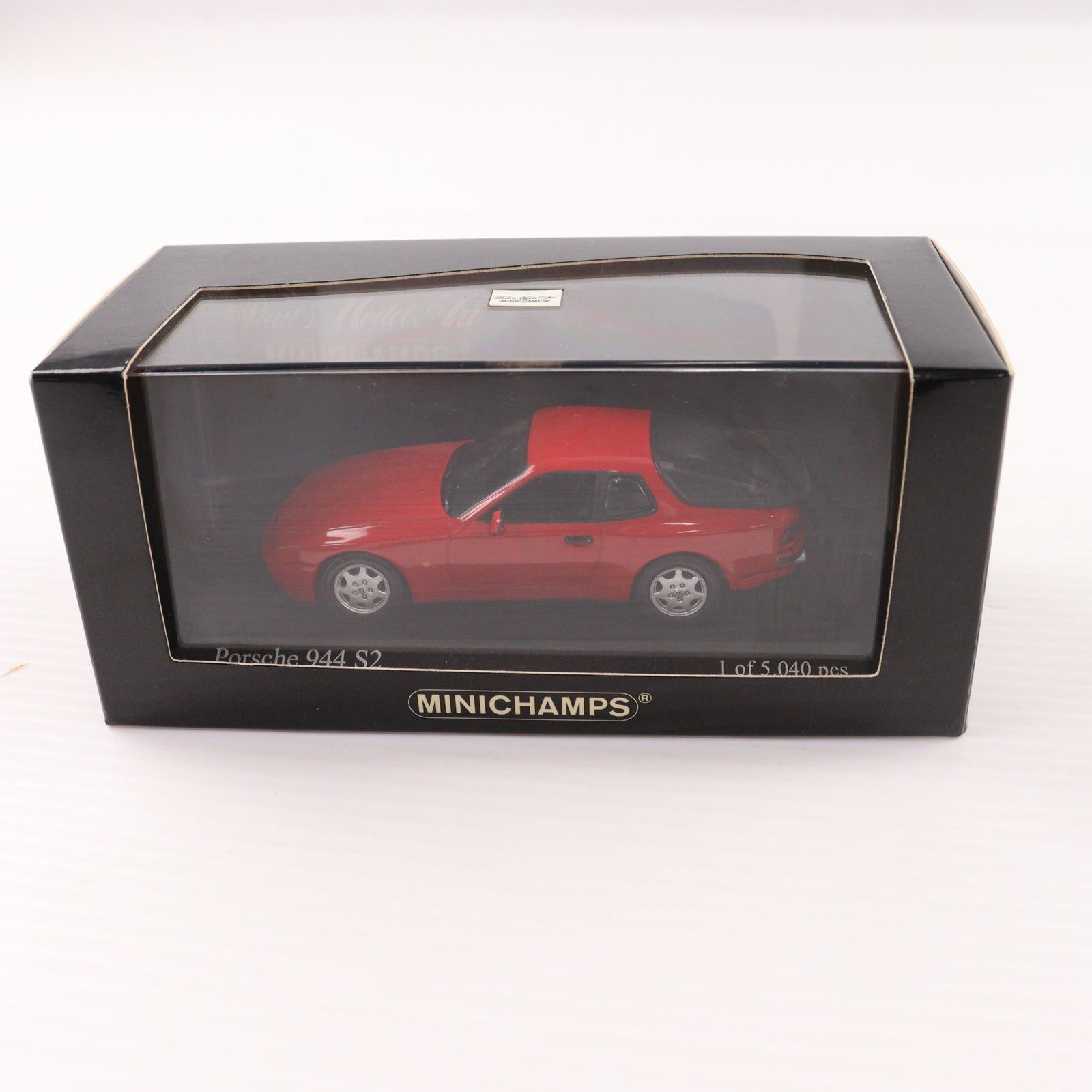 1/43 Porsche(ポルシェ) 944 S2 1989(レッド) 完成品 ミニカー