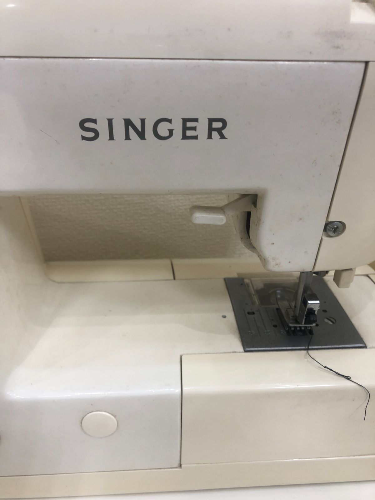 A最終値下げ【中古】ミシン 本体 送料無料 シンガー SINGER 2660 高級