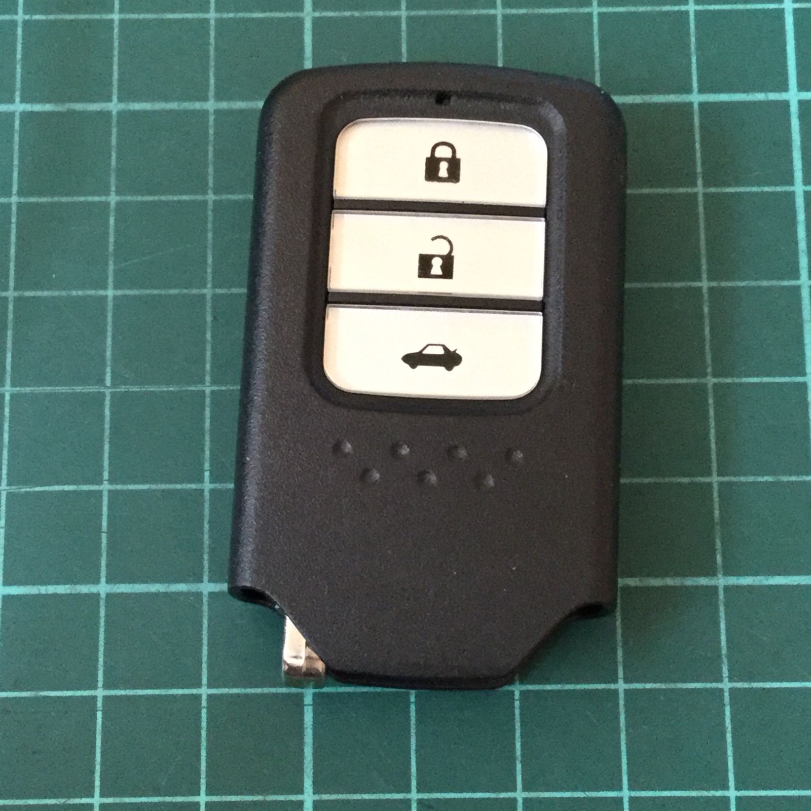 HD13611 点灯無し ホンダ 純正 スマートキー 3ボタン アコード グレイス ハイブリッド GM4 GM5 トランクボタン キーレス リモコン Hondaスマートキー知ってると意外と役に立つ？現役営業が直伝のHondaスマートキーのあれこれ６選！裏ワザ伝授！