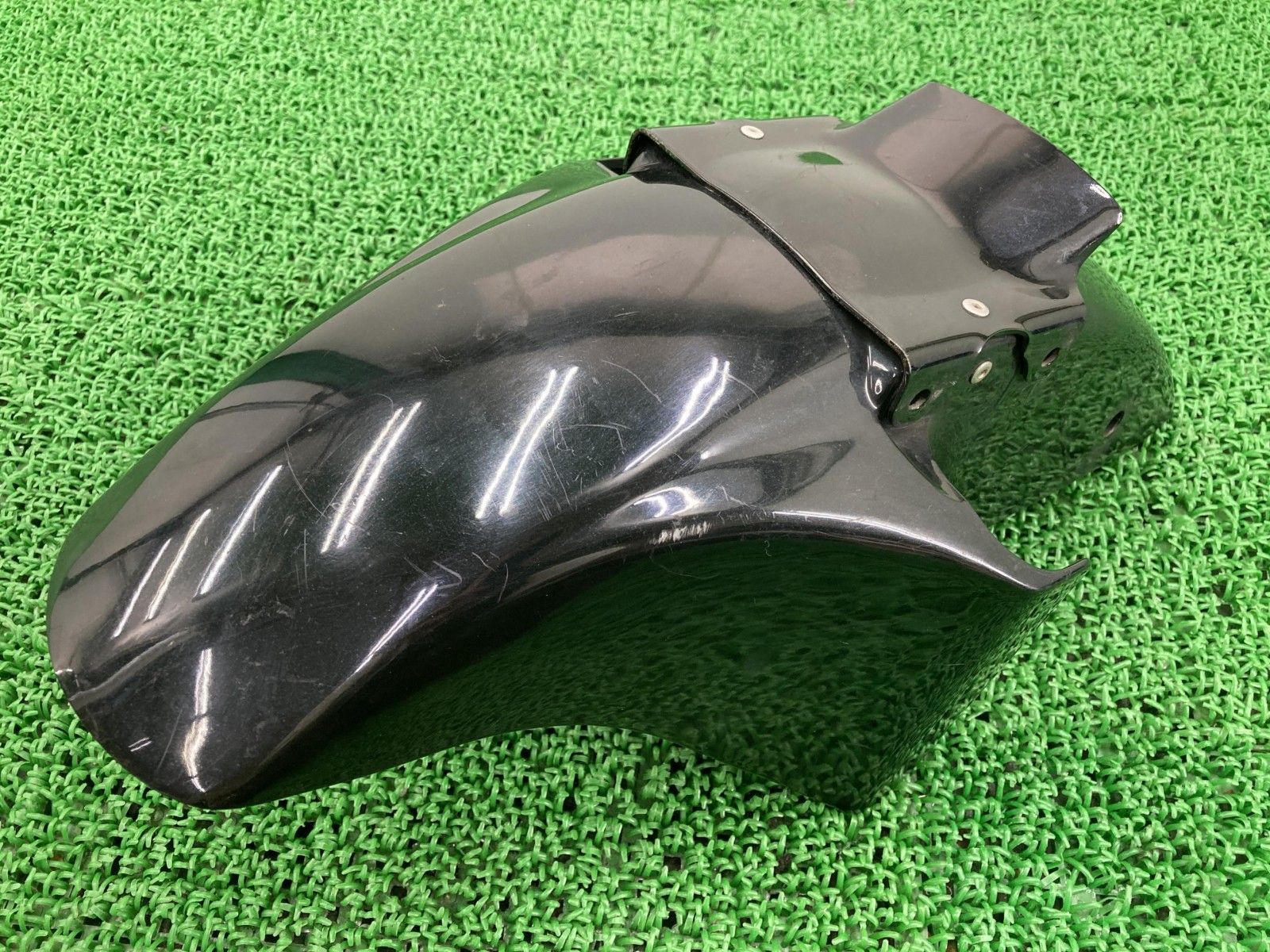 VT250F フロントフェンダー 黒M 61101-KV0-3000 ホンダ 純正 バイク 部品 当時物 希少品 MC15 VTZ250 コケキズ無し 【中古】 92 VT250F フロントフェンダー 黒M 61101-KV0-3000 ホンダ 純正 バイク