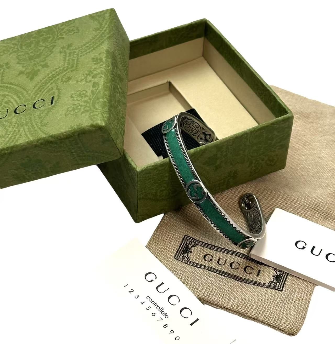 GUCCIターコイズインターロッキングGブレスレット