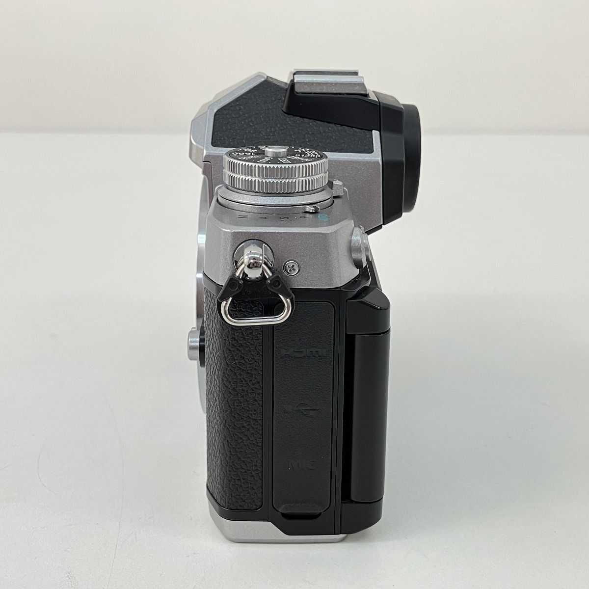 Nikon Z fc ミラーレス 一眼 カメラ ボディ ニコン 中古 美品