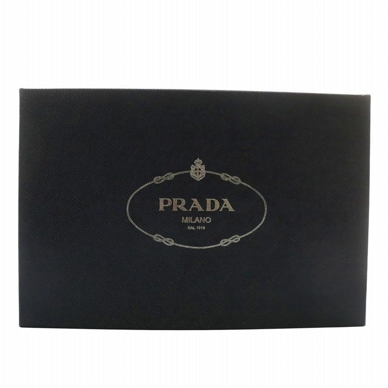 PRADA プラダ パンプス パテントレザー リボン ゴールドロゴ ブラック PRADA プラダ パンプス パテントレザー リボン ゴールドロゴ