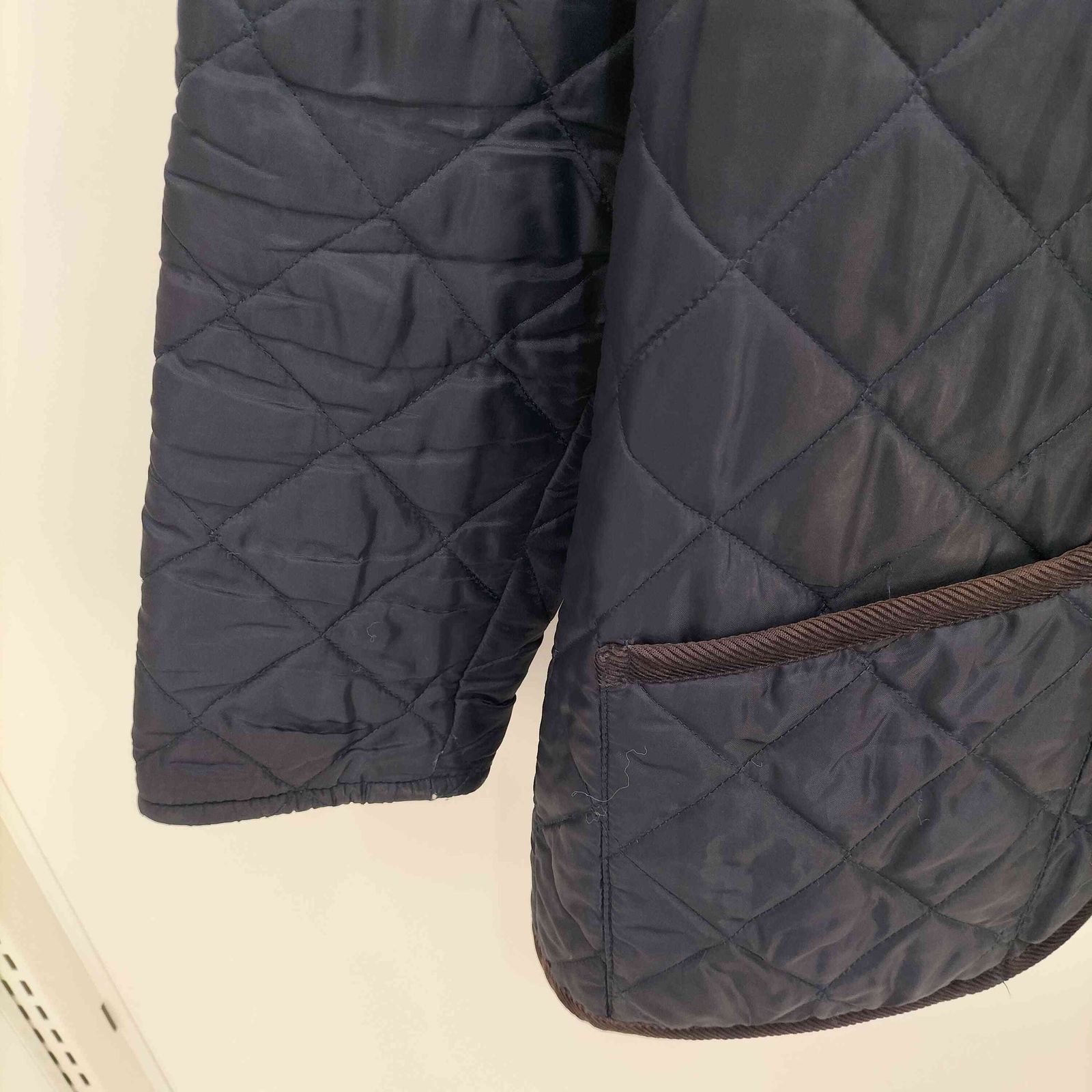 ラベンハム　LAVENHAM　キルティングジャケット　襟コーデュロイ　エナメル LAVENHAM - コーデュロイカラー ジャケット（ELASTICATED CUFF