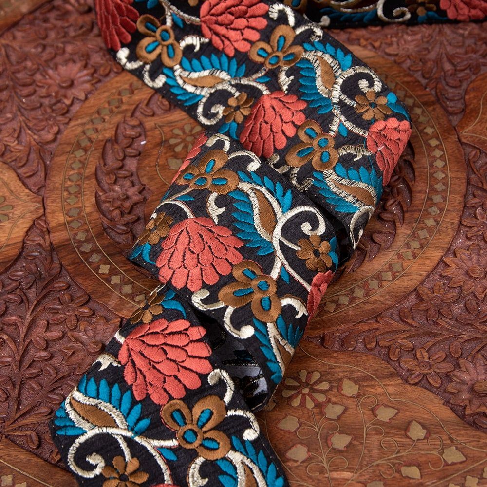 チロリアンテープ-ロール売