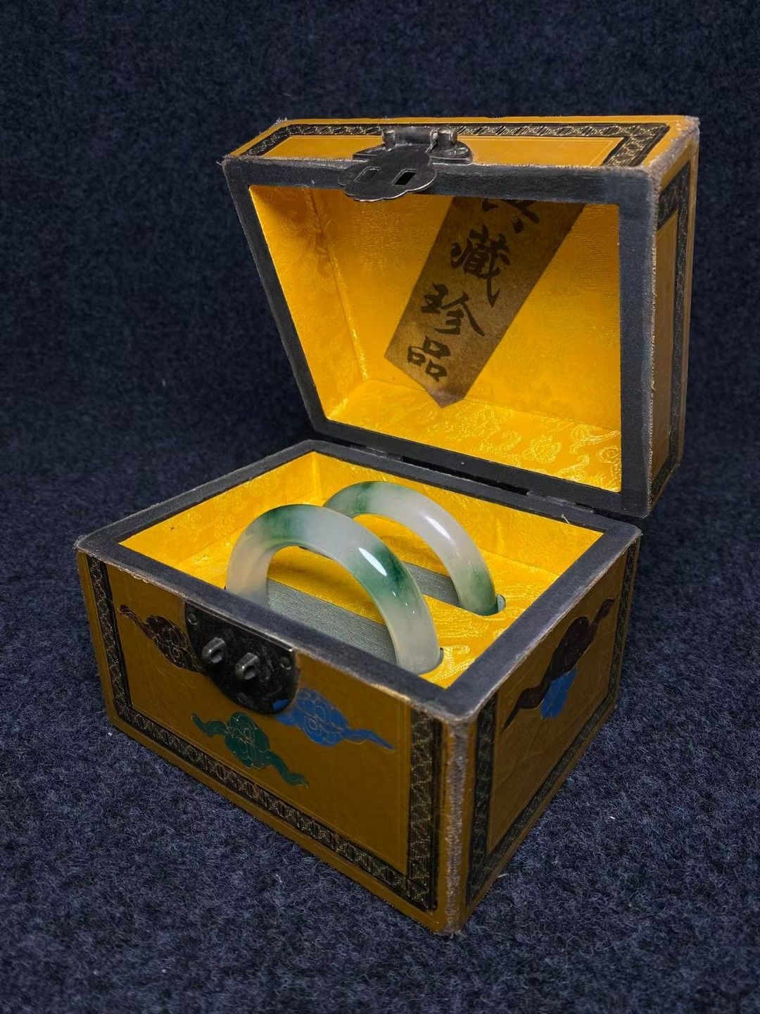 中国骨董・家族収蔵・玉石腕輪・アクセサリー・装身具・装身具