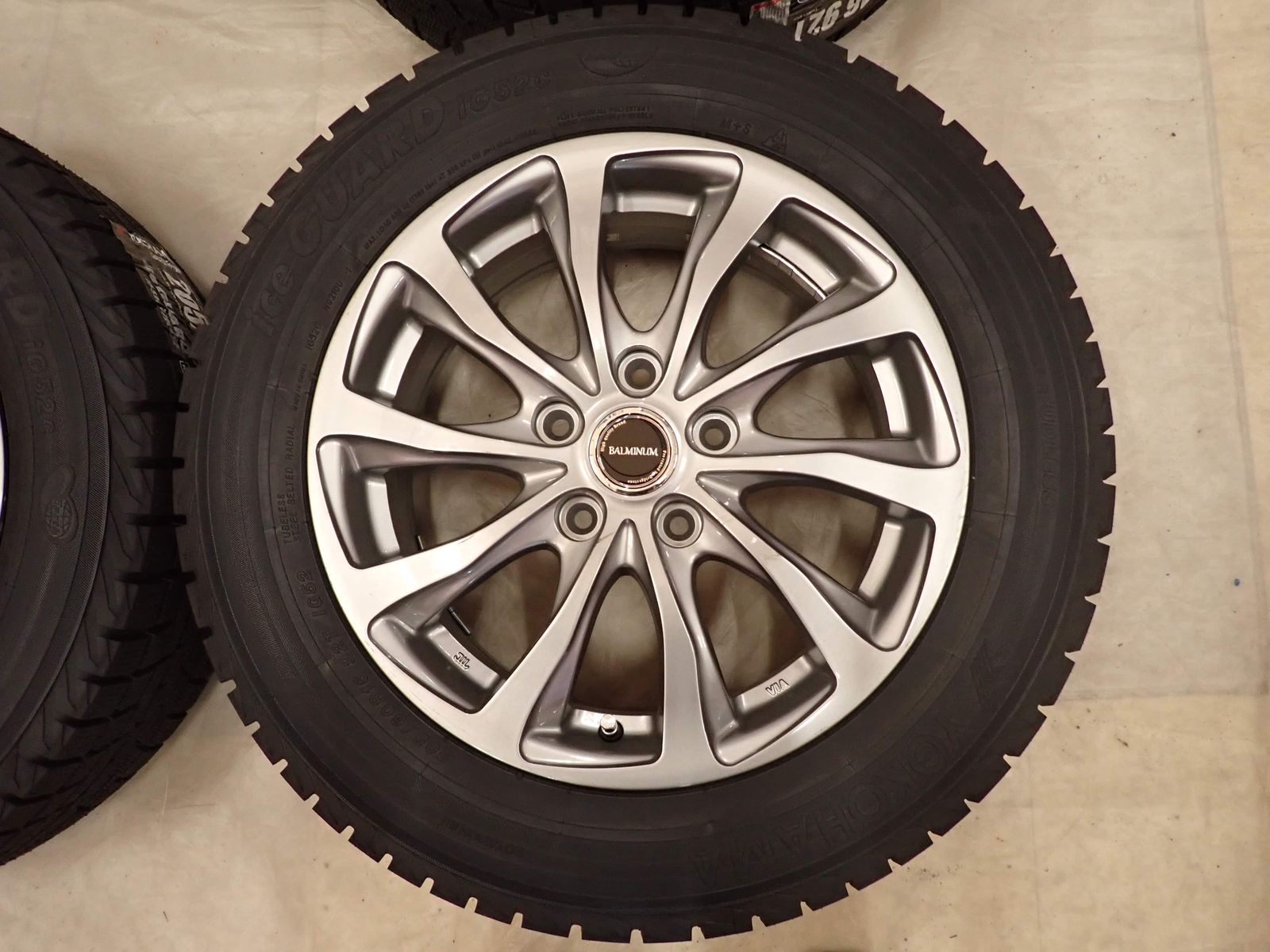 ヨコハマ アイスガード