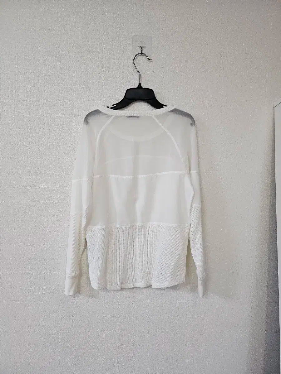 サンドロ Tシャツ