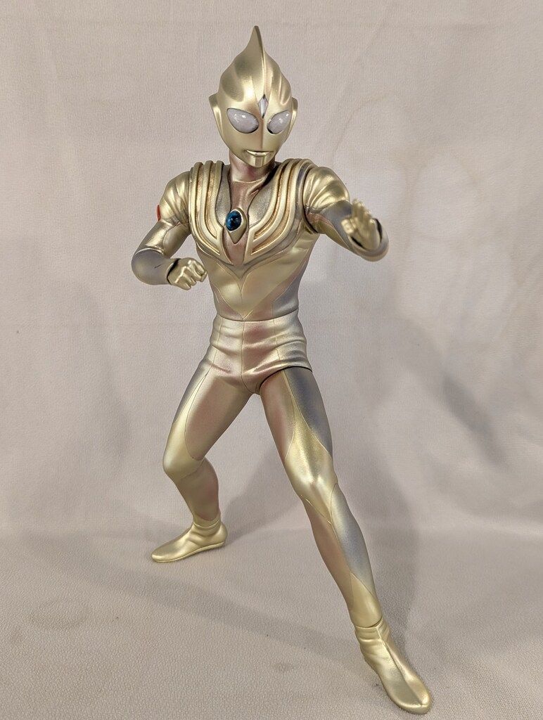 CCP 1/6 特撮シリーズ ウルトラマンティガ グリッターティガVer 91-8