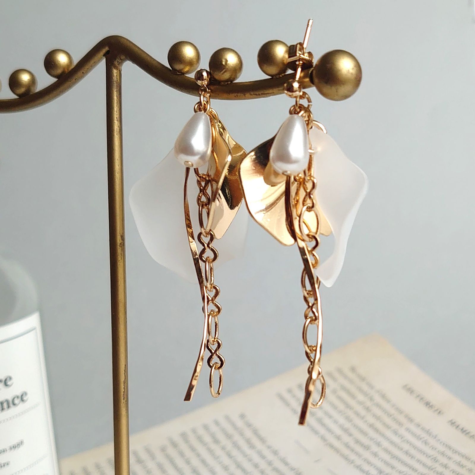 NO.415 ハンドメイドピアス ハンドメイドアクセサリー 花びら