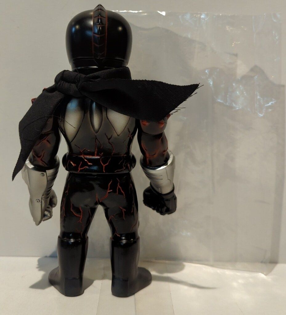 REALHEAD/CORDVIPER 真マシンサイダー 黒成型 赤/銀青塗装 ピンク目