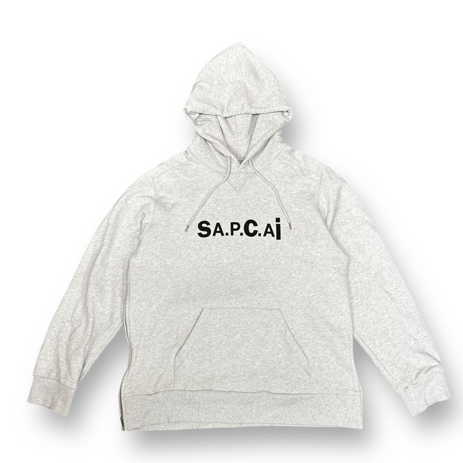 A.P.C × sacai コラボ sapcai ロゴプリント スウェット フーディー サイドジップ パーカー アーペーセー サカイ  21E2-COEON-M27655 グレー XL 78338A3 - メルカリ