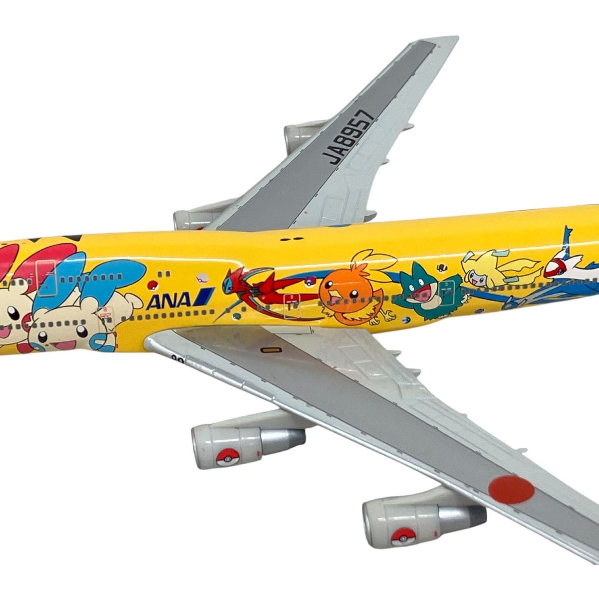 全日空商事 1/400 ANA BOEING 747-400 ピカチュウ JUMBO JA8957