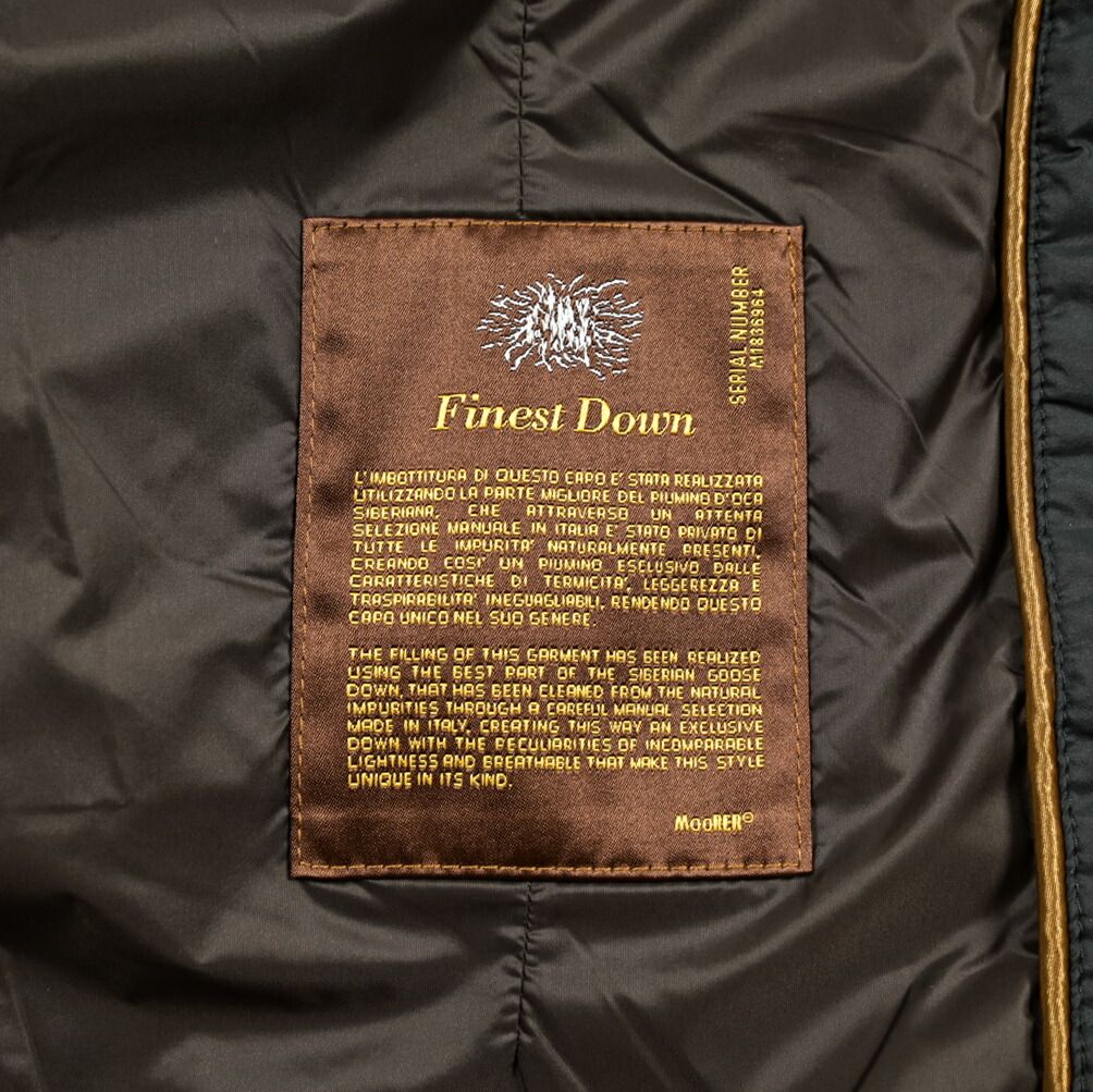極美品 モンクレール GIEN ダウンベスト サイズ2 ブラック 4D112
