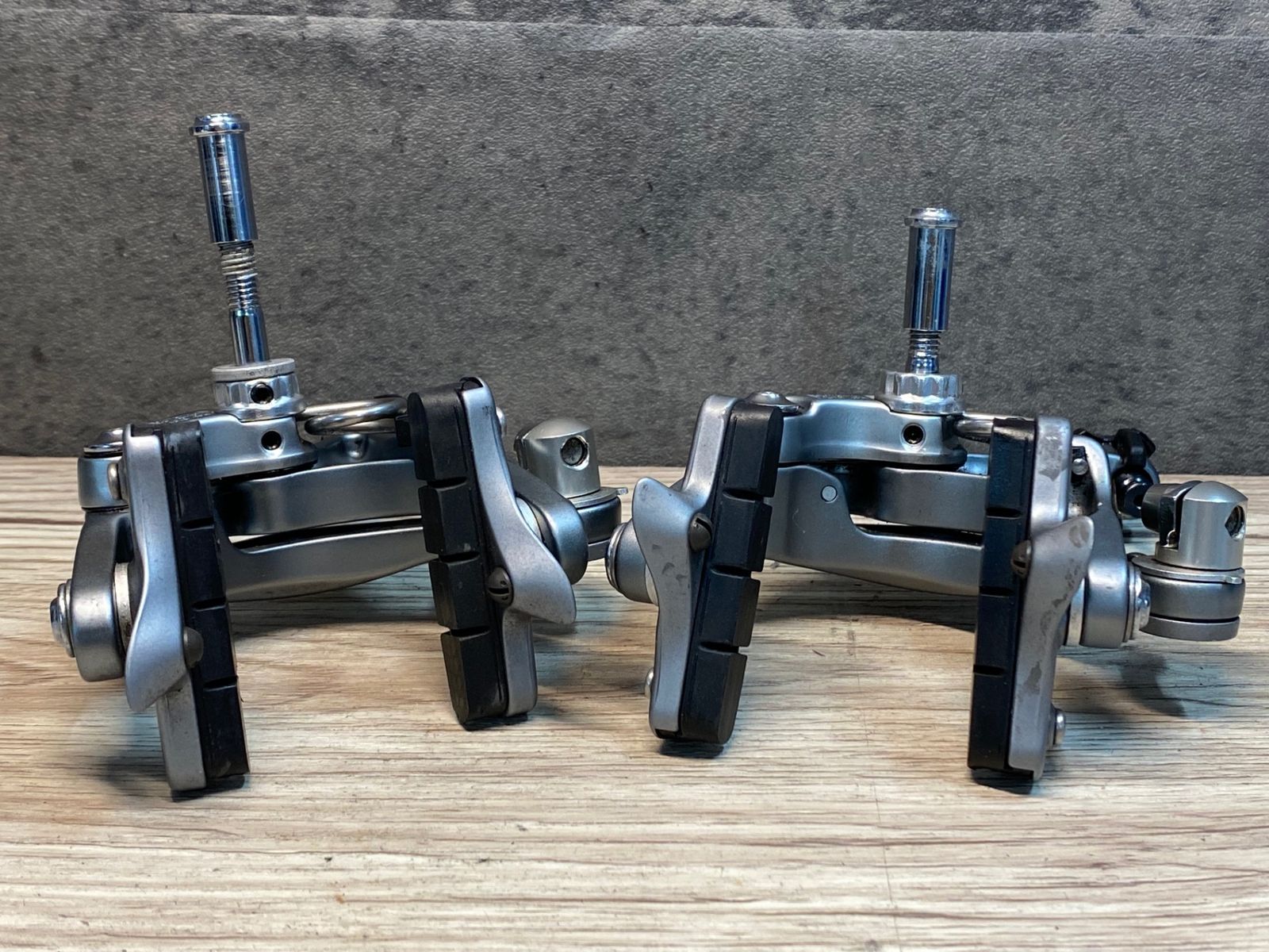 IS523 シマノ SHIMANO アルテグラ ULTEGRA BR-6700 キャリパー