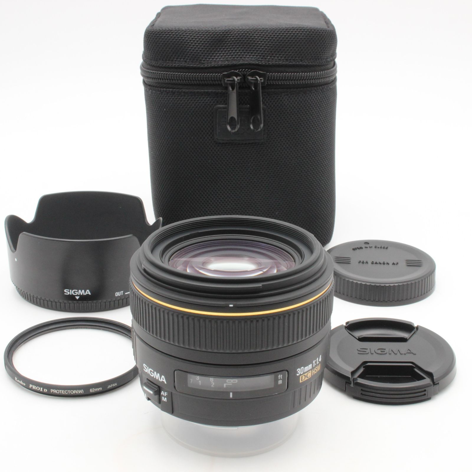 極美品】 SIGMA シグマ 30mm F1.4 EX DC HSM ケース フィルター フード 