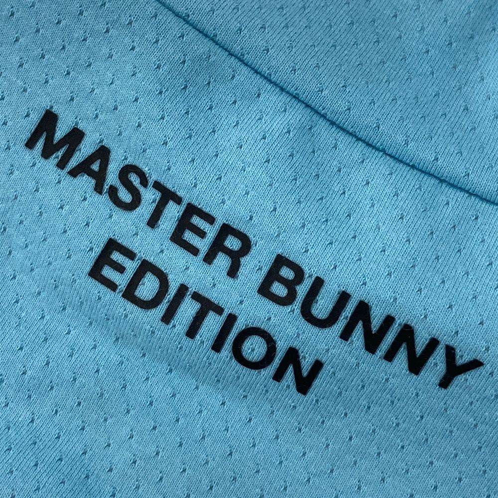 サイズ：0 MASTER BUNNY EDITION マスターバニーエディション 2025年モデル ハイネック 半袖Tシャツ  ブルー系 [240101481817] ゴルフウェア レディース ストスト サイズ：0 MASTER BUNNY EDITION マスターバニーエディション
