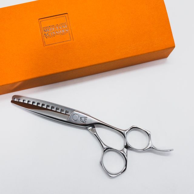 ミズタニシザーズ ミズタニシザーMIZUTANI SCISSORS】Acroleaf WIDE K-50逆刃 オフセット シザー セニング 美容ハサミ  すきばさみ 美容師 理容師 約40～50% 右利き 5.8インチ 中古 sc1287 - メルカリ