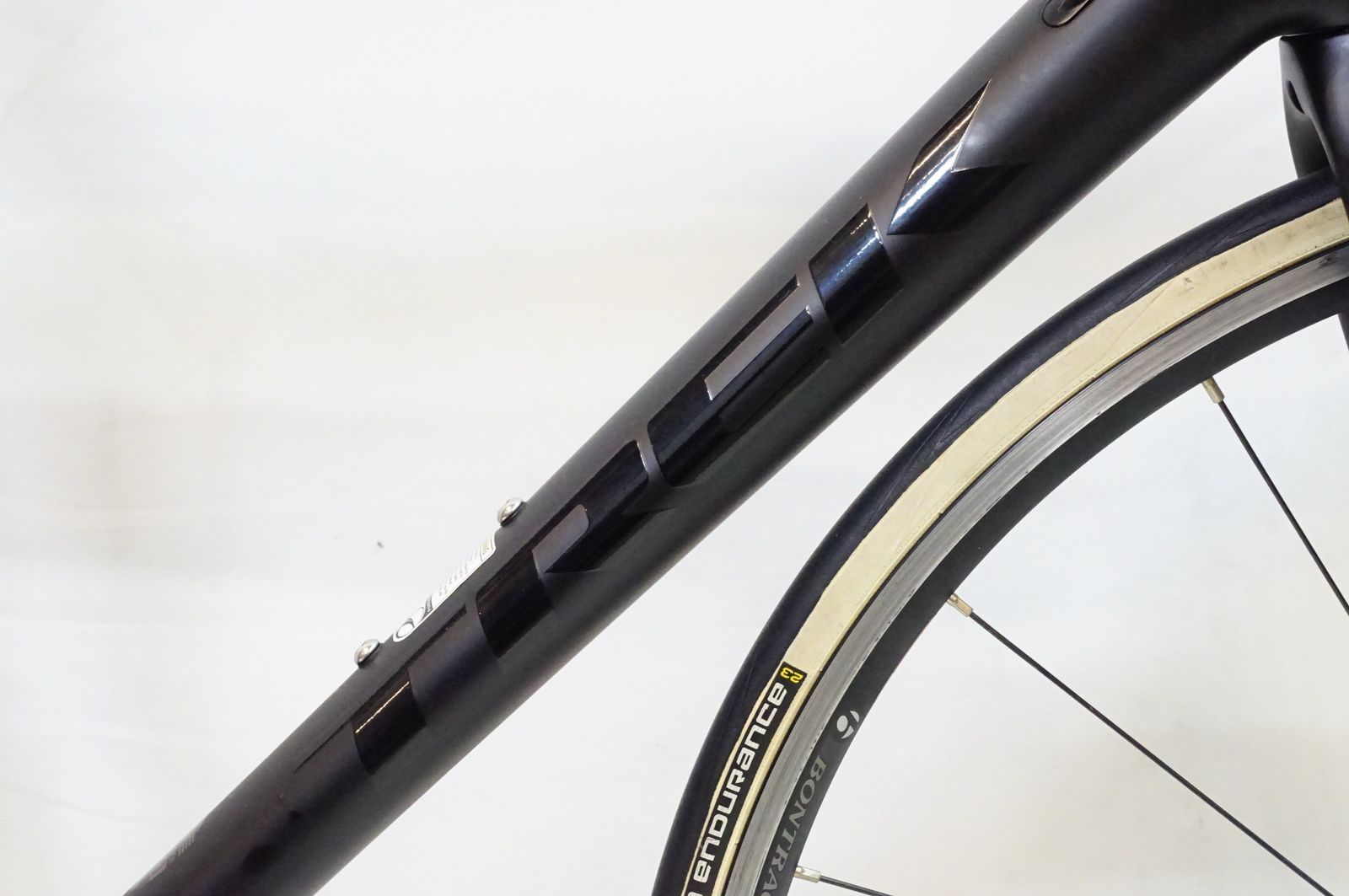 TREK トレック