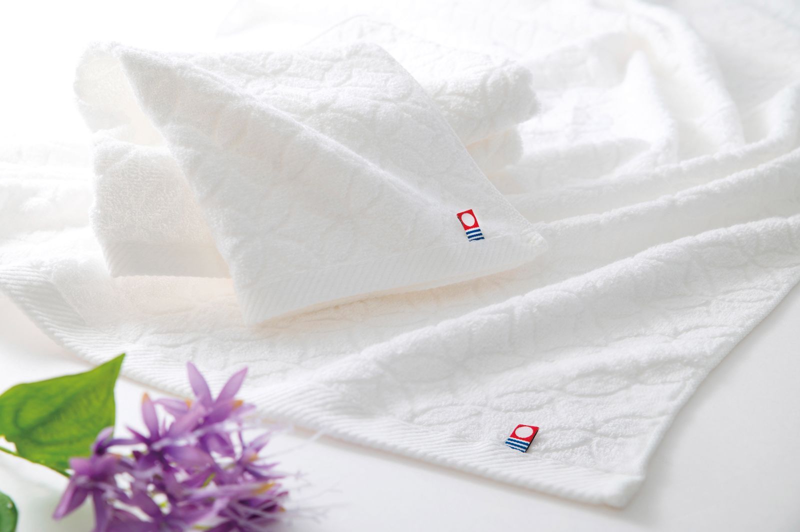 定番人気。 触れる和 今治七宝紋織 タオルセット