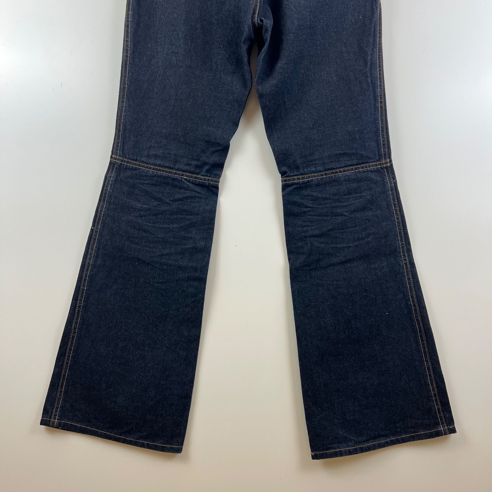 TRUE RELIGIONフレアデニム ブーツカットでニム true religion トゥルーレリジョン デニム ブーツカットダメージ