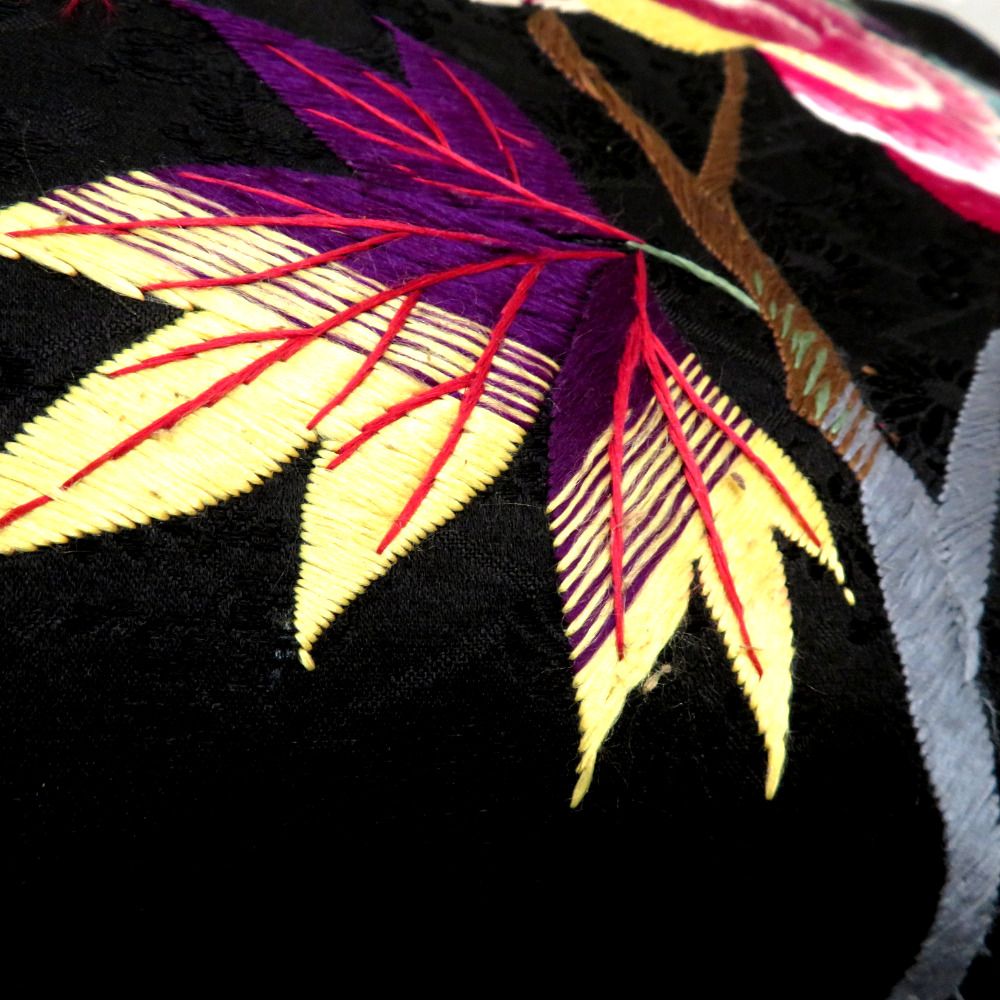 名古屋帯 アンティーク 刺繍入り 花菱紋様 黒色ｘ多色 お太鼓柄 昔名古屋帯 絹 昔帯 名古屋帯仕立て 大正ロマン  長さ335cm 【キモノオフ野々市若松店】 SOUBIEN（創美苑） 名古屋帯 黒 九寸名古屋帯 ブラック 花 フラワー