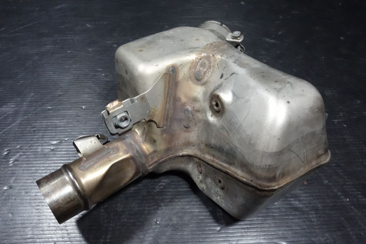 iページ G893-ZX1-AAX3 - GIGABYTE U.S.A.