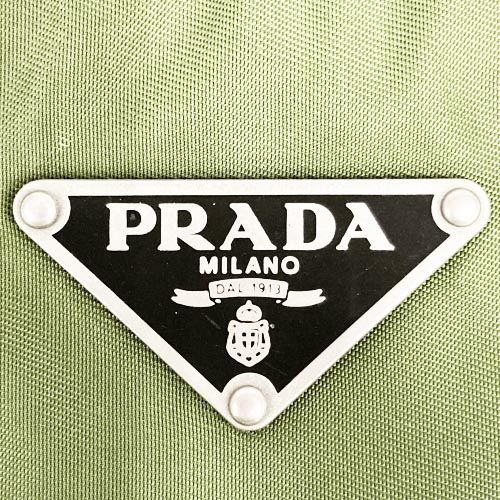 PRADA プラダ 三角ロゴプレート ショルダーバッグ GREEN ナイロン 良品 PRADA プラダ ナイロン ショルダーバッグ 三角ロゴプレート