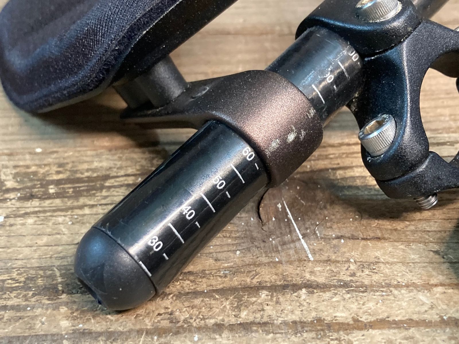 プロファイルデザイン トライステム ブラック シュレッドレスステム