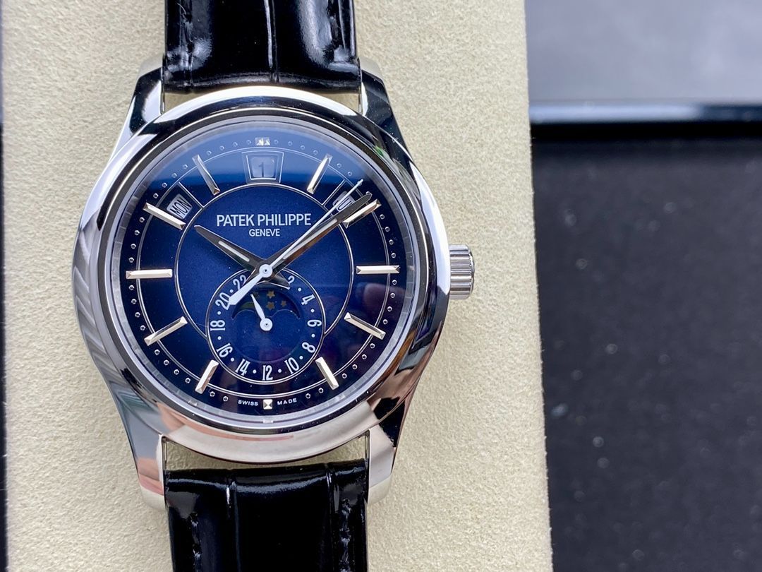 今日 パテックフイリップ PATEK PHILIPPE 複雑多機能シリーズ 5205G-013