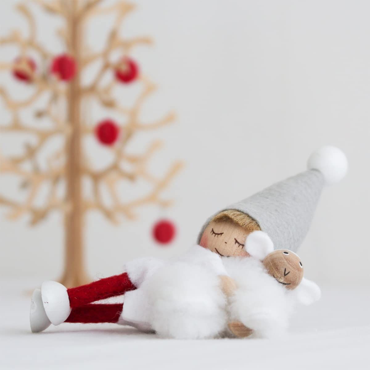 ノルディカニッセ おねんね男の子 ひつじ Amazon.co.jp: NORDIKAニッセ クリスマス 木製人形 おねんね