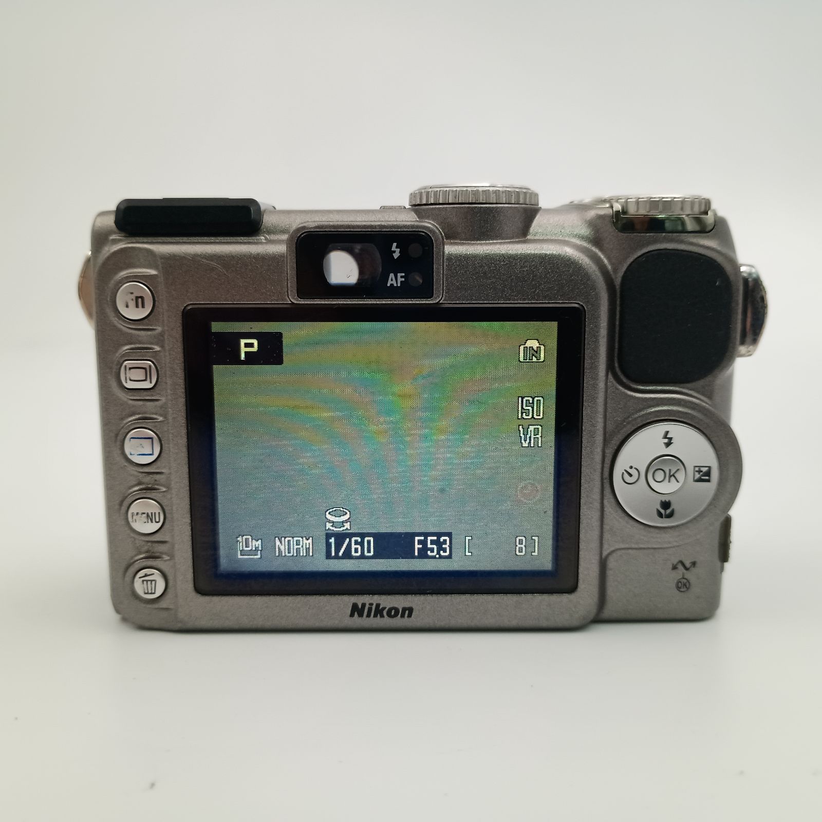 Nikon Coolpix P5000 Compact DIGITAL Camera コンパクト