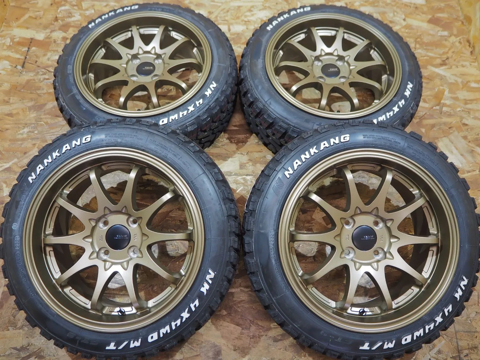 ☆ホワイトレター☆165/60R15 7J+30 4H100 人気 10本スポーク 深